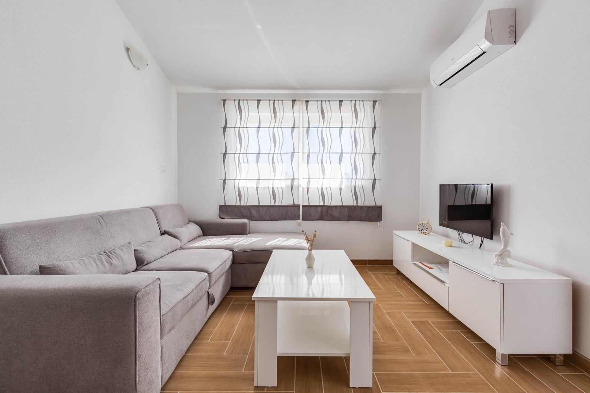 Apartmani Pocrnic Pakoštane エクステリア 写真